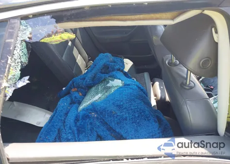 2006 Volkswagen Jetta 2.0T z USA, uszkodzony, nr VIN 3VWKJ71K46M769053